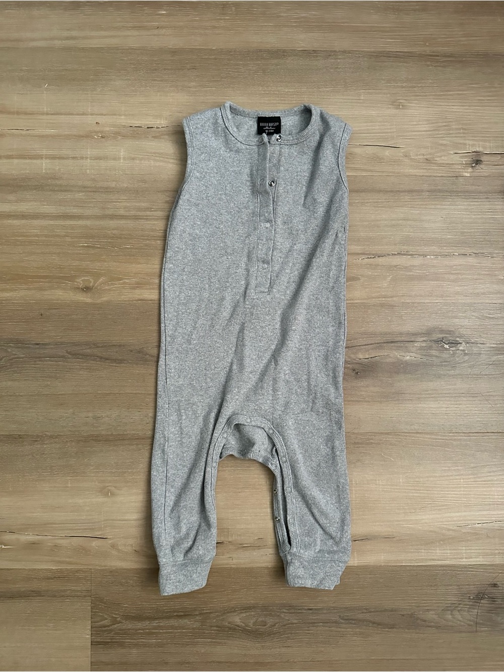 Little Bipsy Gray Ribbed Sleeveless Snap Romper 18–24M
